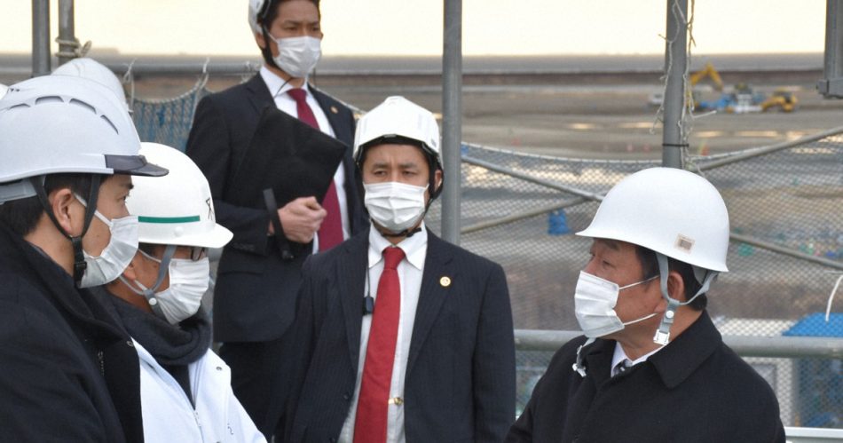 自民、立憲幹部が大阪視察　万博を前に「維新シフト」　一致する思惑 | 毎日新聞