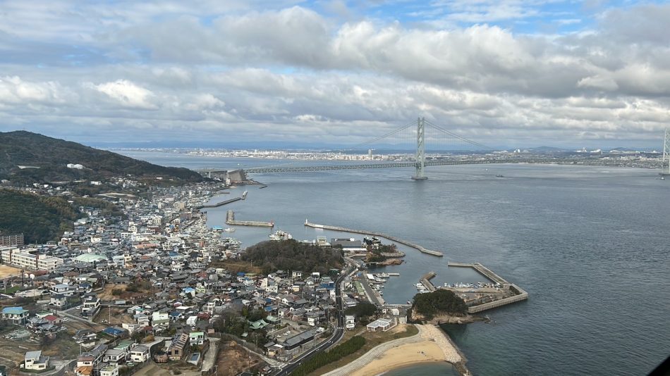 アクアイグニス淡路島と連携して淡路島国営明石海峡公園に場外離着陸場を新設！あいな里山公園とのヘリタクシー実証フライト実施・片道わずか12分！ | Space Aviation株式会社のプレスリリース