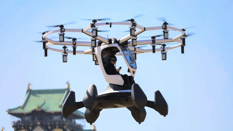 日本初公開 グループ代表 熊谷正寿がパイロットとして「空飛ぶクルマ」を実証飛行│月刊自家用車WEB - 厳選クルマ情報