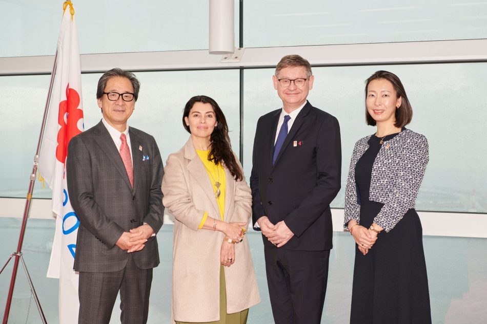 カルティエ、大阪・関西万博 「ウーマンズ パビリオン」出展にともない、グローバルチームが２０２５年日本国際博覧会協会を訪問 | リシュモン ジャパン株式会社のプレスリリース