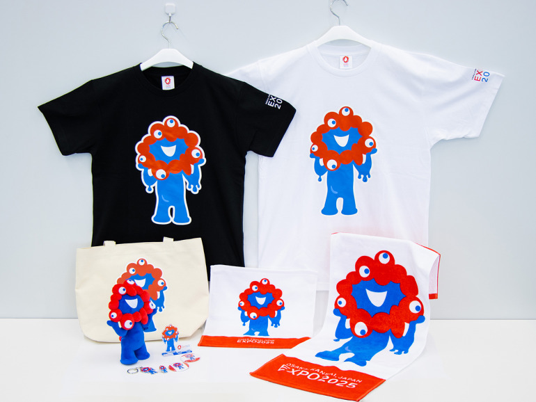 話題の大阪・関西万博公式キャラクター「ミャクミャク」がぬいぐるみやTシャツになって登場｜@DIME アットダイム