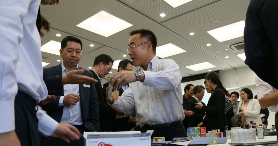 訪日ビジネスツアーを関西に　三菱UFJなどが商談支援 - 日本経済新聞