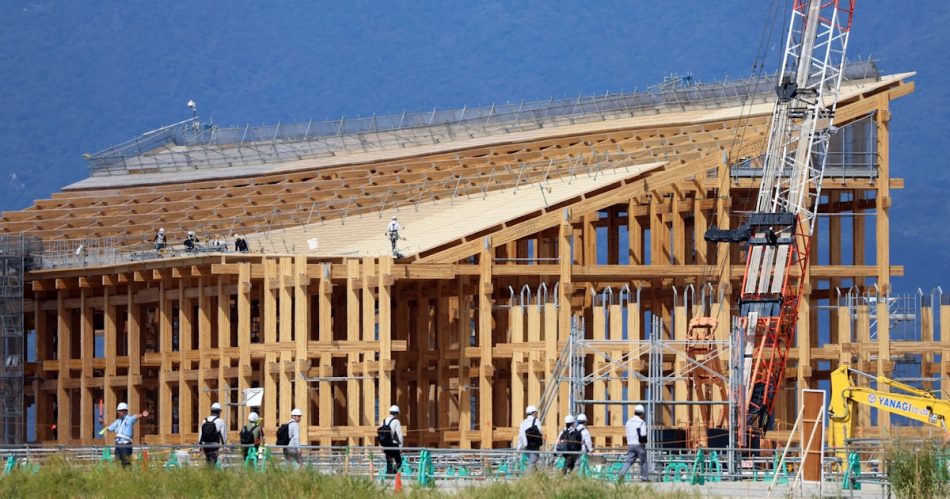 大阪万博建設費、当初から8割増の2350億円　協会が提示 - 日本経済新聞