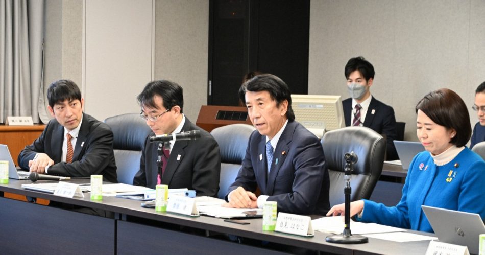 万博の予算執行監視委が初会合　経産相「上振れないように管理」 | 毎日新聞