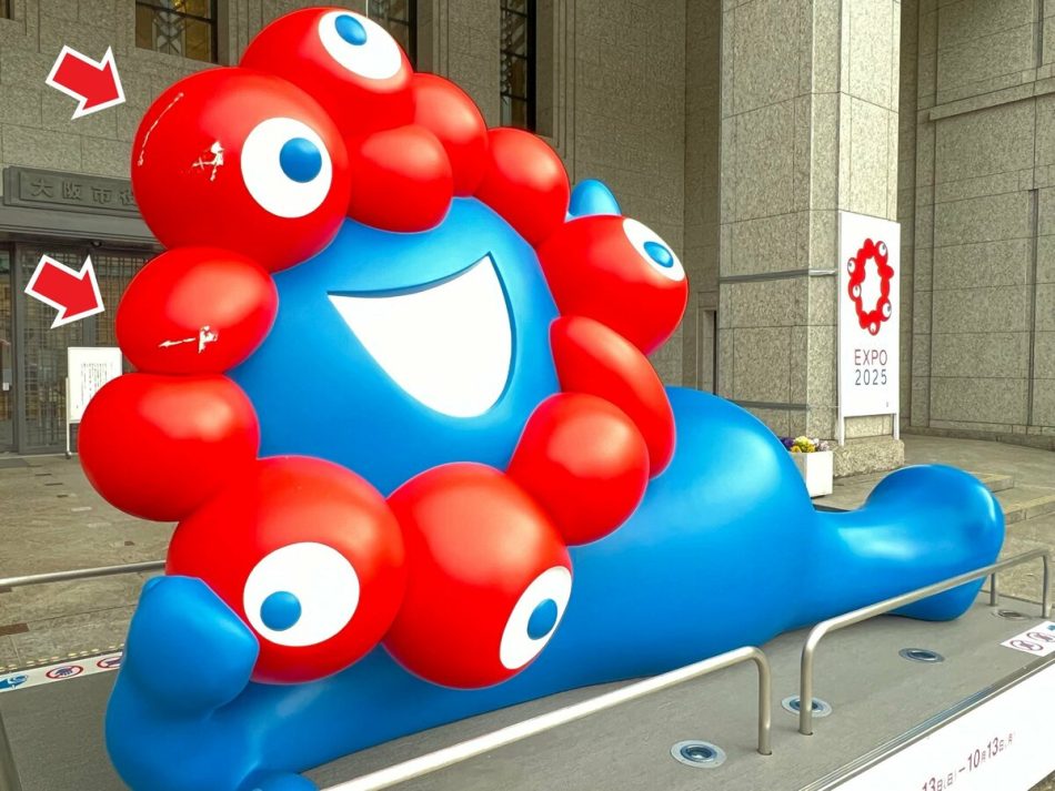 【速報】大阪市役所前のミャクミャク像が傷つけられる！大阪・関西万博公式キャラクター　14～15センチ含む複数の傷 | TBS NEWS DIG