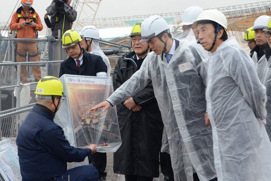 大阪万博「どこでも爆発」の衝撃…吹き出るメタンガス「タバコ吸ったらドカン」「地雷の上を歩くよう」おびえる声 | Smart FLASH/スマフラ[光文社週刊誌]