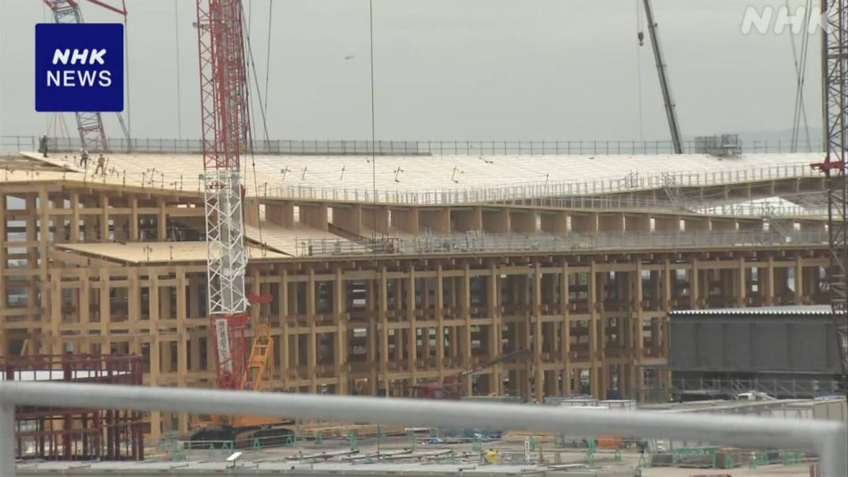 万博 「大屋根リング」の建設現場を公開 開幕まで1年を前に | NHK | 大阪・関西万博