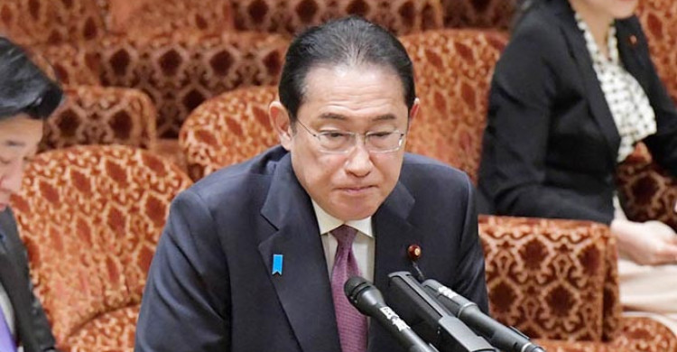 首相「先頭に立つ」から「指示役」にトーンダウン　万博まで１年で官房長官 | カナロコ by 神奈川新聞