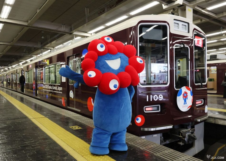 万博ラッピング電車、関西走る　阪急は７０年代から未来まで体感―鉄道各社：時事ドットコム