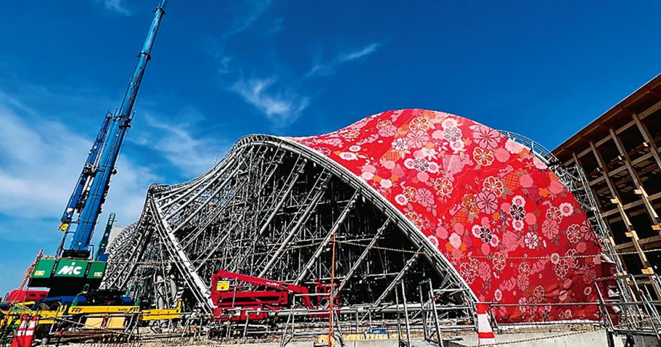 世界最大の“西陣織建築”が出現 | 日経クロステック（xTECH）