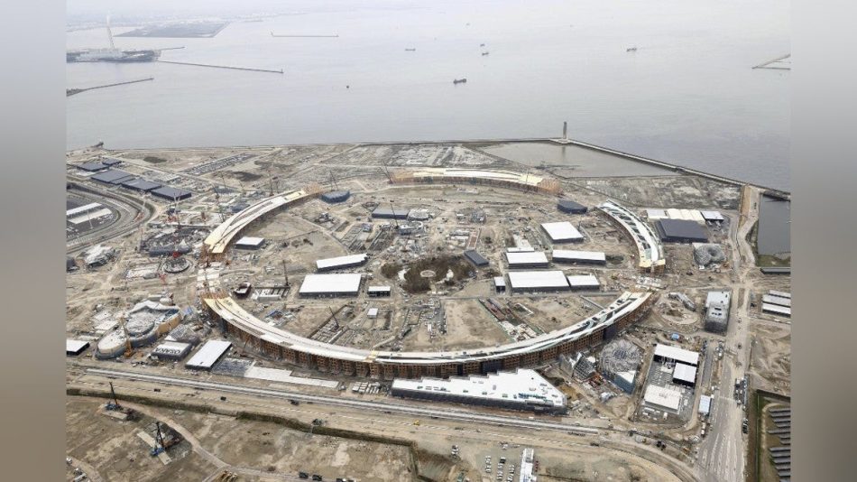 大阪・関西万博のボランティア、当初想定より１万人多い３万人に増員…定員の２・８倍応募で : 読売新聞