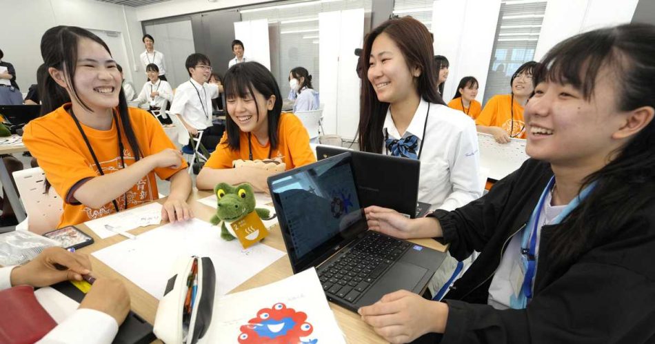 「高校生万博チーム」が発足、企画イベントを世界に発信 ミャクミャクも応援 - 産経ニュース