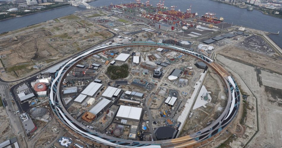 大阪・関西万博会場の大屋根「リング」一つにつながる [写真特集6/13] | 毎日新聞
