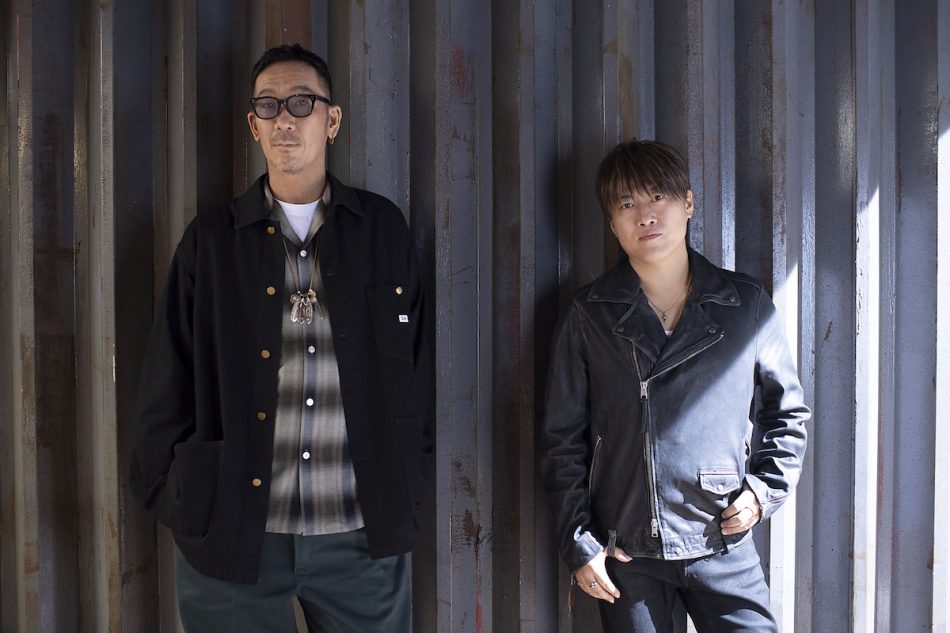 コブクロ、大阪・関西万博テーマソング収録CD＆振付ビデオDVDを大阪の教育施設にプレゼント - Real Sound｜リアルサウンド