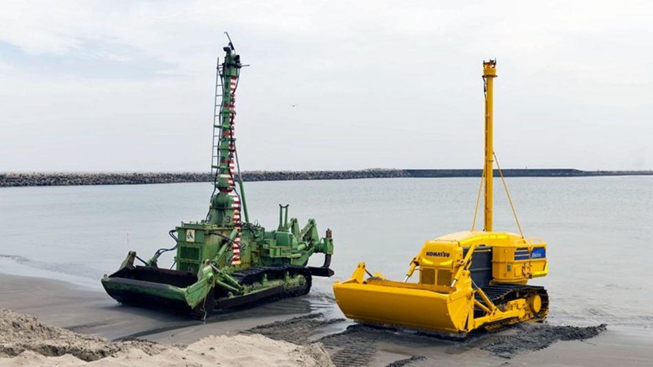 コマツと青木あすなろ建設、 電動式の水中施工ロボットを大阪・関西万博で展示 – DRONE