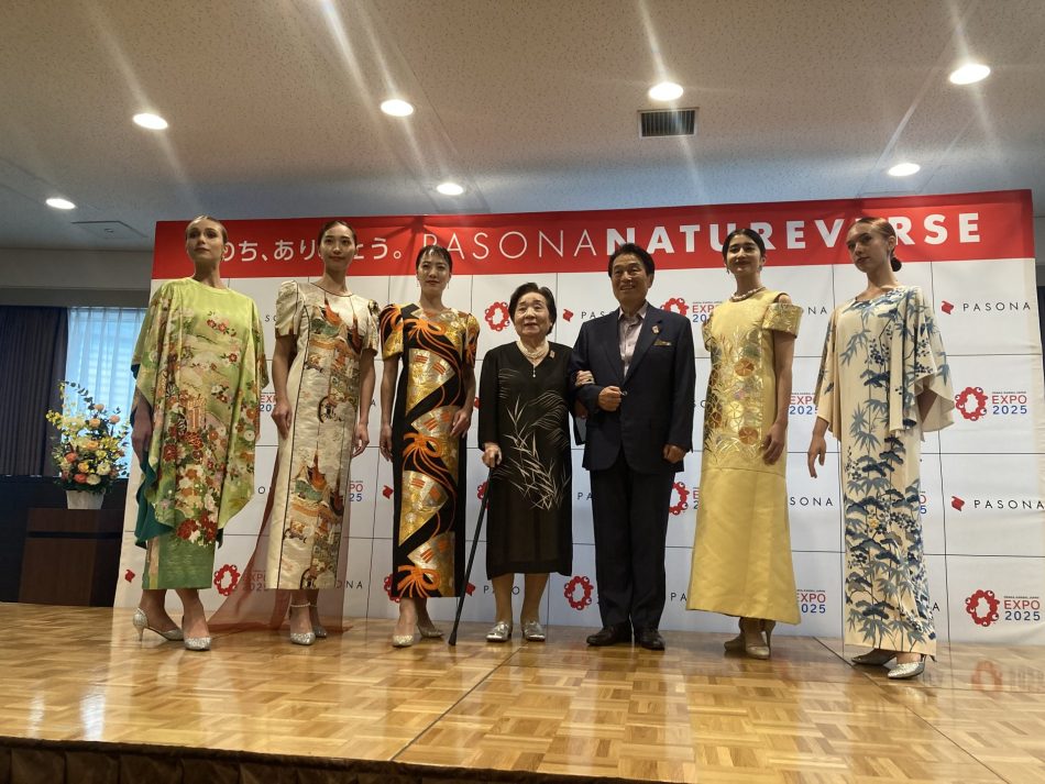 97歳、神戸のデザイナー・藤本ハルミさん 日本の伝統美をドレスに 大阪・関西万博 パソナグループ | ラジトピ ラジオ関西トピックス