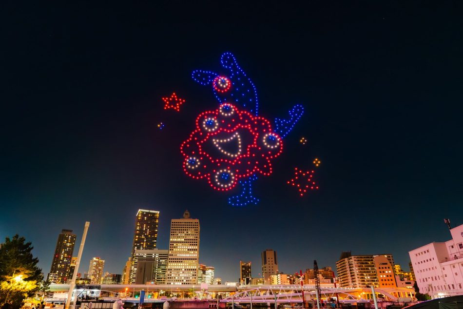 ドローンショー・ジャパン、大阪・関西万博開幕半年前PR「想像以上！が、万博だ。6 months to go スペシャルドローンショー！」を大阪・ATCウミエール広場で開催！観覧無料！ | 株式会社ドローンショー・ジャパンのプレスリリース