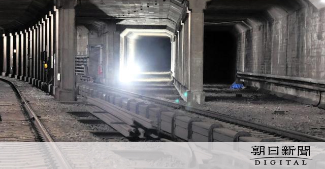 大阪万博の臨時線「旧会場線」を報道公開　北大阪急行電鉄 [大阪府]：朝日新聞デジタル