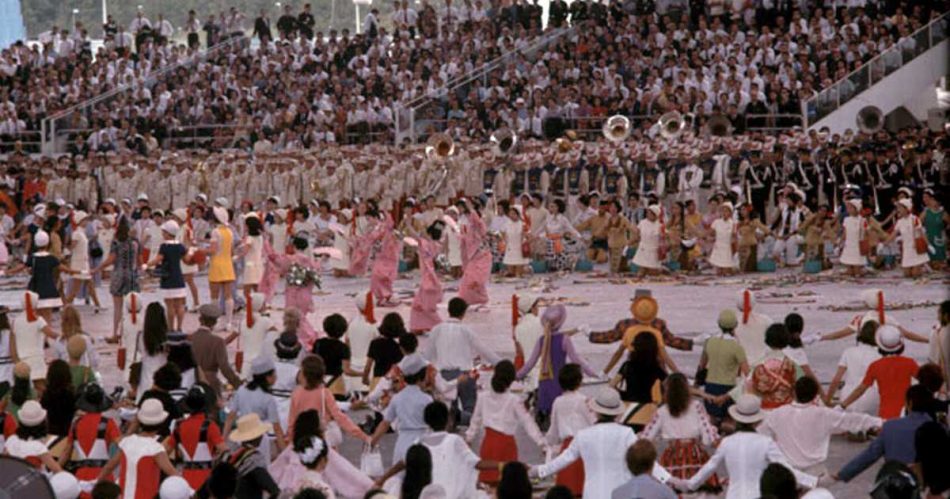 1970年のお祭り広場に現出した「調和」　混沌の現代、大阪から「文化の集積地」再び　万博未来考　第4部（3） - 産経ニュース