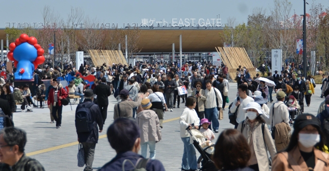 【大阪・関西万博】開幕1週間、一般来場者数52万人　協会「順調な滑り出し」　運営改善に意欲｜奈良新聞デジタル