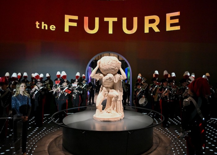 世界的文化遺産「ファルネーゼのアトラス」の展示も。大阪・関西万博「イタリア館」 | marie claire [マリ･クレール]