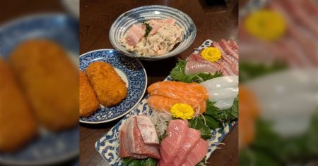 万博で働く外国人スタッフに写真を見せて『これでいくらと思う？』と聞いたら4000円や5000円といった回答があり、『正解は全部で1000円！』と伝えたら「そんなアホな⋯」とざわつきだした - Togetter [トゥギャッター]