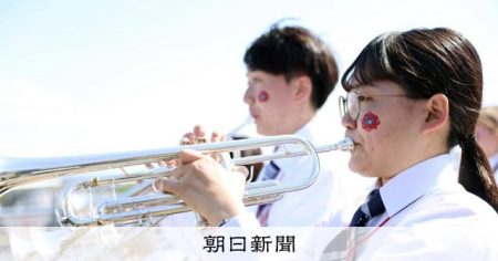 マーチングのギネス達成「記録にも記憶にも」全国から参加、心一つに [大阪府] [大阪・関西万博2025]：朝日新聞