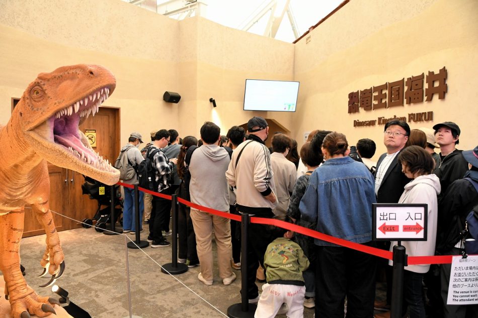 関西万博の福井ゾーン「想定以上に好評」　恐竜に特化、開幕1カ月の来場者数5万1千人 | 社会,経済 | 福井のニュース | 福井新聞ONLINE