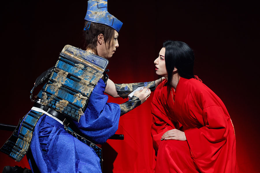 元花組トップ・柚香光の新境地に息をのむ…「劇団☆新感線」最新作が大阪で開幕 » Lmaga.jp