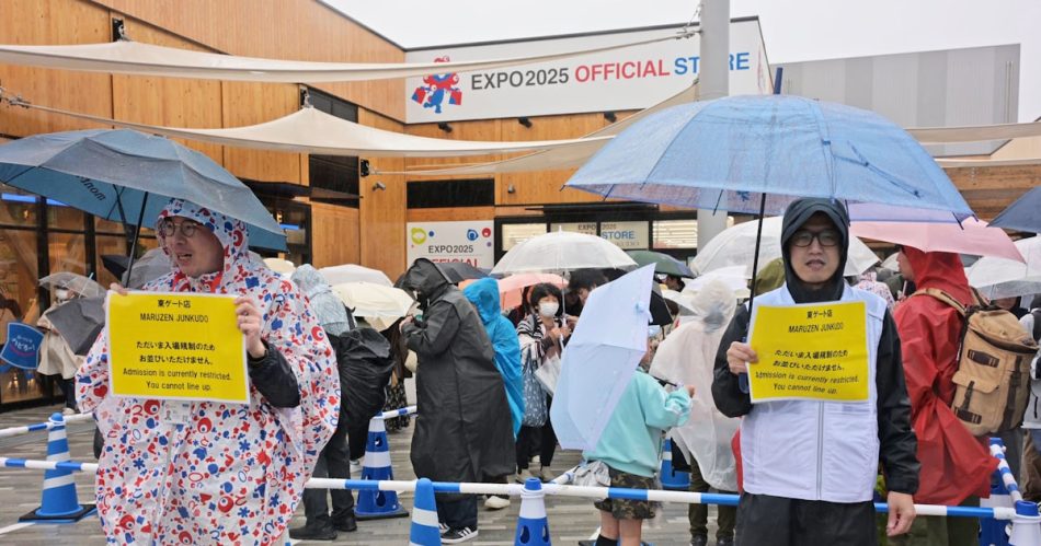 大阪万博の人材争奪、ホテルなど波及 バイト時給11%増や引き抜き - 日本経済新聞