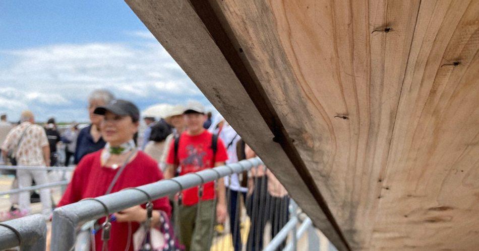 大阪・関西万博：万博悩ますユスリカ　大量発生　来場者から苦情多数 | 毎日新聞