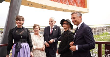 オーストリアの観光大使務めるHYDEさんが魅力をPR　万博会場で大統領らと対面 - 産経ニュース