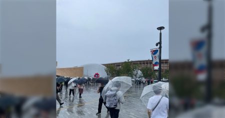 大阪・関西万博のパビリオンでスタッフさんが教えてくれる行列の待ち時間はあまり当てにしないほうがいいかもしれない、という話 - Togetter [トゥギャッター]
