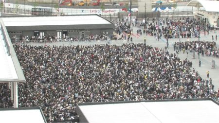 【速報】万博の一般来場者が400万人を突破　25日の来場者数は約13万7000人　18日連続で10万人超（MBSニュース） - Yahoo!ニュース