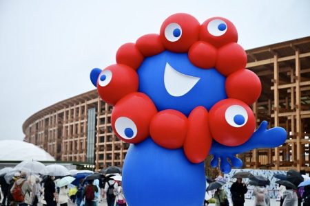 《月・金の混雑度は週末と変わらない》混み始めた大阪・関西万博「なるべく空いている日」に行きたければ「7月の前半の火・水・木曜日」、特に「雨の日」が狙い目か（マネーポストWEB） - Yahoo!ニュース