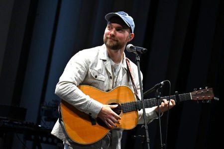 万博に世界１のジェンダー先進国の女性大統領、アウスゲイルもライブ » Lmaga.jp
