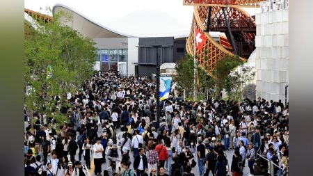 大阪万博:万博来場者が最多１６万２０００人、５月３１日…初の１５万人超 : 読売新聞
