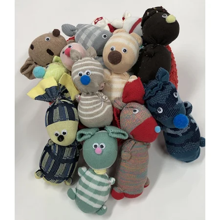 大阪・関西万博でかわいいソックスアニマルを作ろ！「靴下屋」ブースのワークショップや刺繍サービスをCheck - isuta（イスタ） -私の“好き”にウソをつかない。-