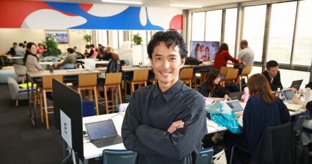 学校とわたし：「学校」は社会や世界そのもの　大阪・関西万博催事企画プロデューサー　小橋賢児さん | 毎日新聞