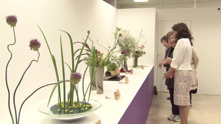 【大阪・関西万博の展示も再現】約250の華道家の作品ずらり『池坊展』あでやかに開催＿華道家元＆北海道内で初披露“次期家元の長男”の作品も…6月9日まで〈札幌市〉