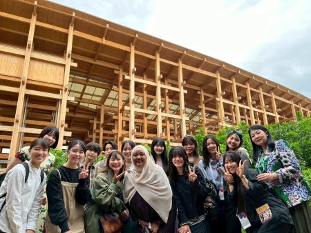 🔴大阪・関西万博×阪大！🔵タンザニア・ナショナルデーに外国語学部スワヒリ語専攻の教員・学生が招待されました － 大阪大学