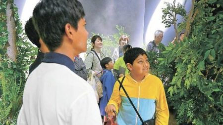 群馬・館林市で生活するロヒンギャ中高生が大阪・関西万博を見学　ファーストリテイリング財団と三井住友FGの教育支援受け | 上毛新聞電子版｜群馬県のニュース・スポーツ情報