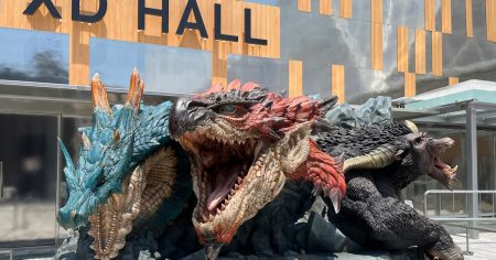 大阪万博、モンハン・ポケモンとパシャリ　会場中に隠れキャラ - 日本経済新聞