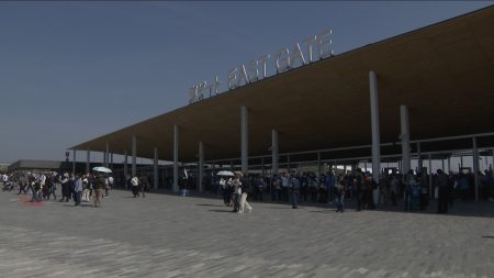 大阪・関西万博　２８日に一部エリアで入退場規制実施　大曲の花火などで大混雑予想