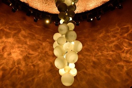 ソムリエが語るアルザスワインの魅力　大阪・関西万博で人気のフランス館 | 朝日新聞デジタルマガジン＆[and]