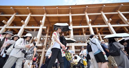 関西電力、熱中症保険を無償提供　大阪万博など夏の外出に - 日本経済新聞