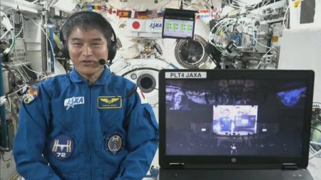 大阪・関西万博で宇宙とライブ交信　大西宇宙飛行士が生出演｜FNNプライムオンライン