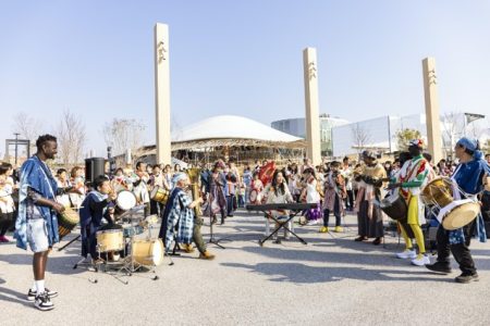 万博国際交流プログラム【和泉市×セネガルｘ大阪・関西万博シグネチャーパビリオン「いのちの遊び場 クラゲ館」】「いのちの祭り～World Life Band～」を大阪・関西万博「いのちパーク」にて開催！ | テレ東・ＢＳテレ東の読んで見て感じるメディア テレ東プラス