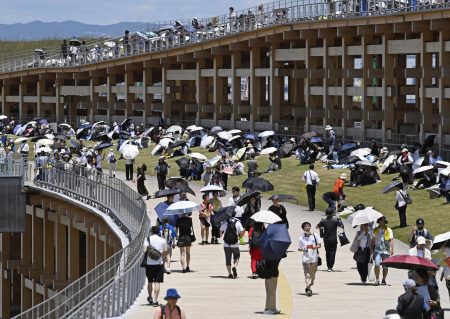 万博の来場者1千万人突破　黒字ラインは2200万人（共同通信） - Yahoo!ニュース