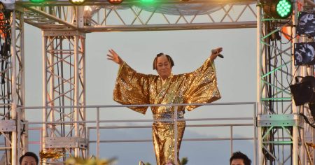 万博でビバ、マツケンサンバ！　松平健さん登場で6千人が熱狂　知事とのSNS交流で実現 - 産経ニュース